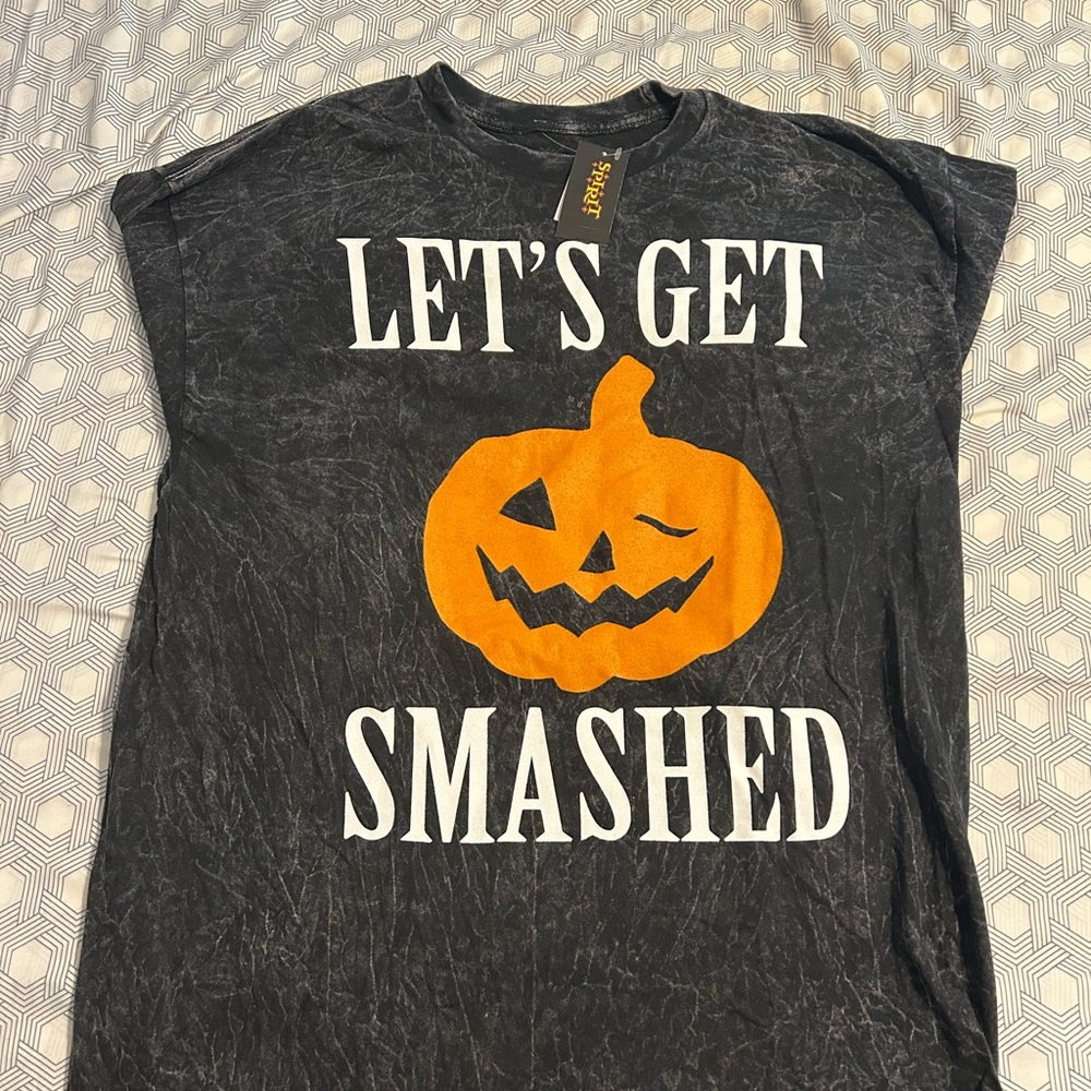 Spirit Halloween Black and Orange Pumpkin Tee